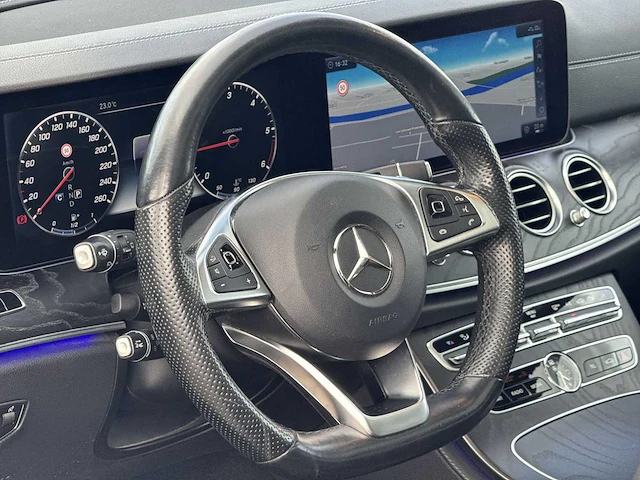 Mercedes-benz e-klasse estate 220 d business solution amg 2018 | xs-955-h - afbeelding 2 van  38