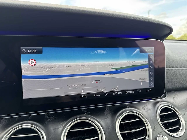Mercedes-benz e-klasse estate 220 d business solution amg 2018 | xs-955-h - afbeelding 14 van  38