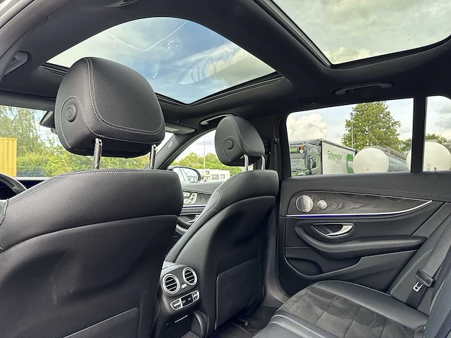 Mercedes-benz e-klasse estate 220 d business solution amg 2018 | xs-955-h - afbeelding 17 van  38