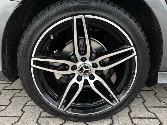 Mercedes-benz e-klasse estate 220 d business solution amg 2018 | xs-955-h - afbeelding 28 van  38