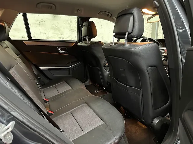 Mercedes-benz e-klasse estate 350 cgi avantgarde 4-matic 272pk 2010, k-092-xt - afbeelding 31 van  42