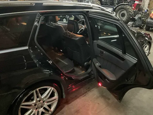Mercedes-benz e-klasse estate personenauto - afbeelding 8 van  27