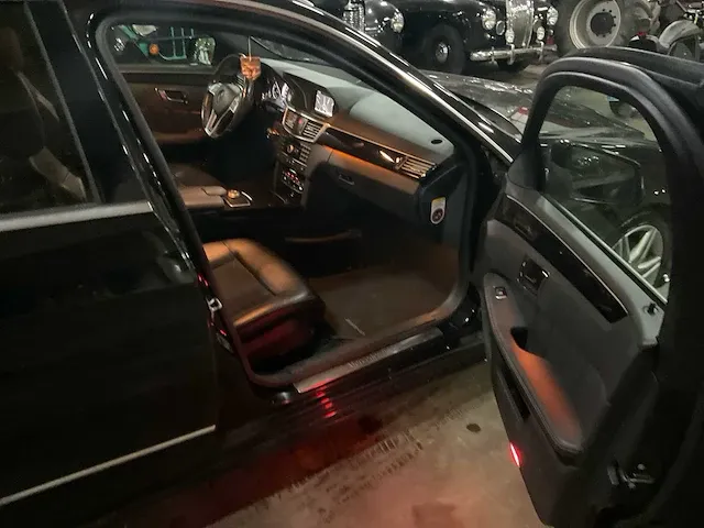 Mercedes-benz e-klasse estate personenauto - afbeelding 9 van  27