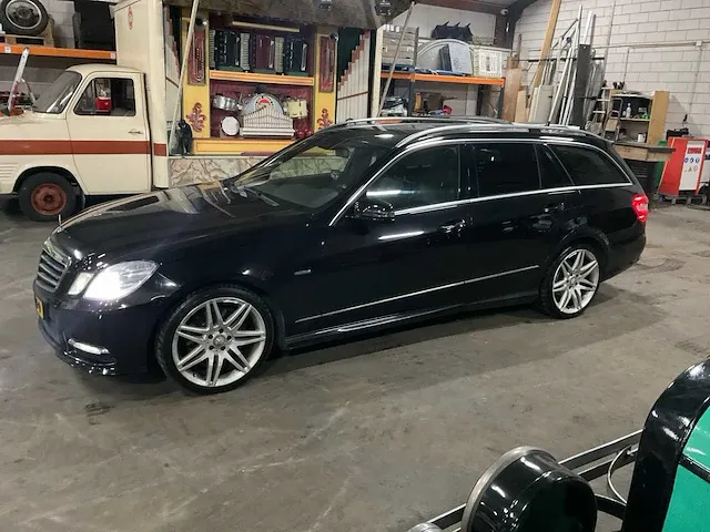 Mercedes-benz e-klasse estate personenauto - afbeelding 20 van  27