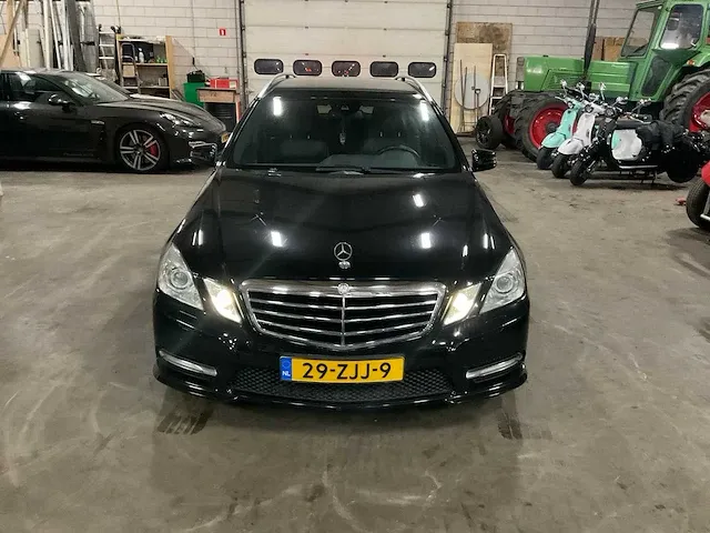 Mercedes-benz e-klasse estate personenauto - afbeelding 12 van  27