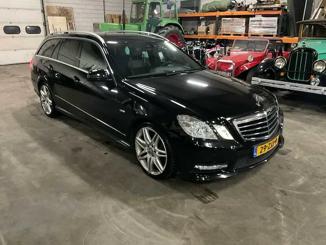 Mercedes-benz e-klasse estate personenauto - afbeelding 21 van  27