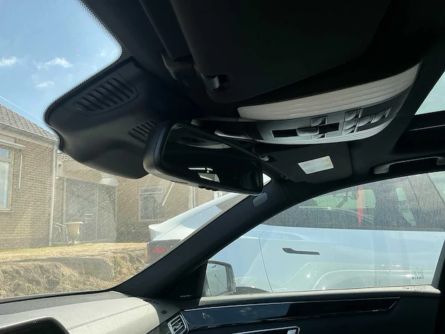 Mercedes-benz e-klasse personenauto (8-ktz-19) - afbeelding 7 van  25