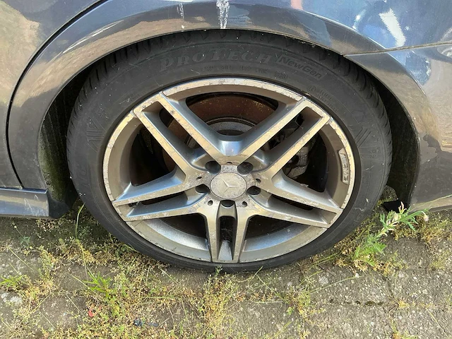 Mercedes-benz e-klasse personenauto (8-ktz-19) - afbeelding 14 van  25