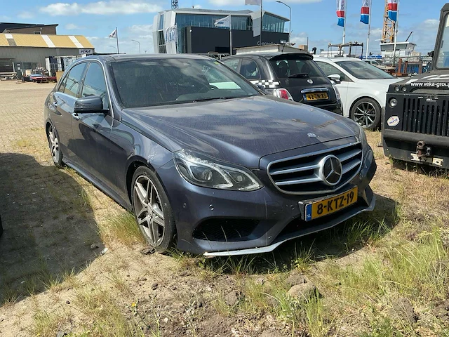 Mercedes-benz e-klasse personenauto (8-ktz-19) - afbeelding 20 van  26