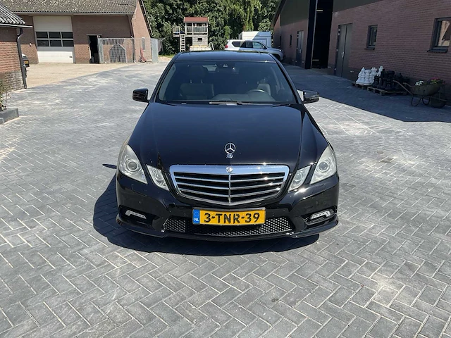 Mercedes-benz e-klasse personenauto - afbeelding 23 van  30