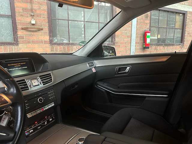 Mercedes-benz e200 bluetec ambition 136pk 2015 e-klasse, np-203-h - afbeelding 14 van  45