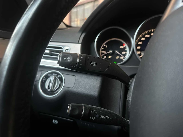 Mercedes-benz e200 bluetec ambition 136pk 2015 e-klasse, np-203-h - afbeelding 18 van  45
