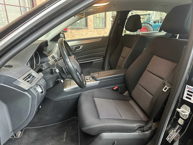 Mercedes-benz e200 bluetec ambition 136pk 2015 e-klasse, np-203-h - afbeelding 26 van  45