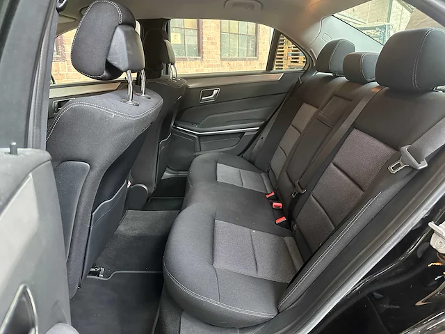 Mercedes-benz e200 bluetec ambition 136pk 2015 e-klasse, np-203-h - afbeelding 28 van  45
