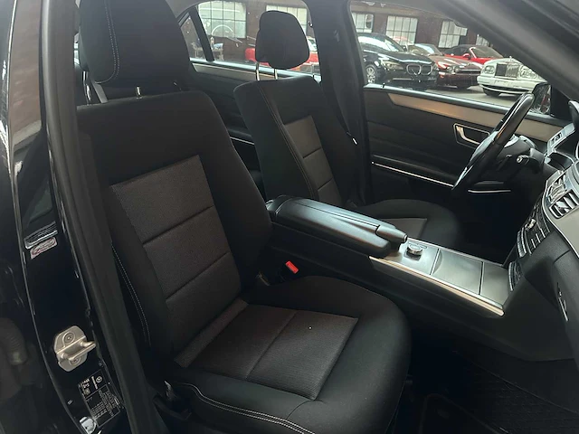 Mercedes-benz e200 bluetec ambition 136pk 2015 e-klasse, np-203-h - afbeelding 33 van  45
