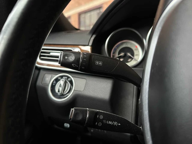 Mercedes-benz e200 bluetec ambition avantgarde 136pk 2015 e-klasse, kj-641-x - afbeelding 17 van  40