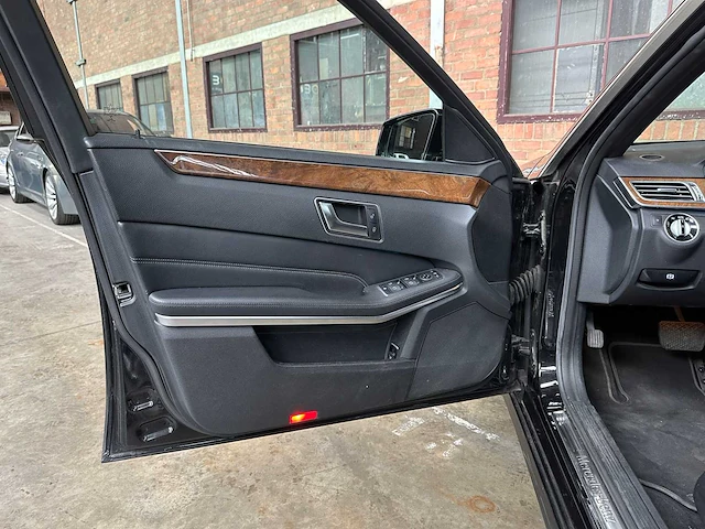 Mercedes-benz e200 bluetec ambition avantgarde 136pk 2015 e-klasse, kj-641-x - afbeelding 24 van  40
