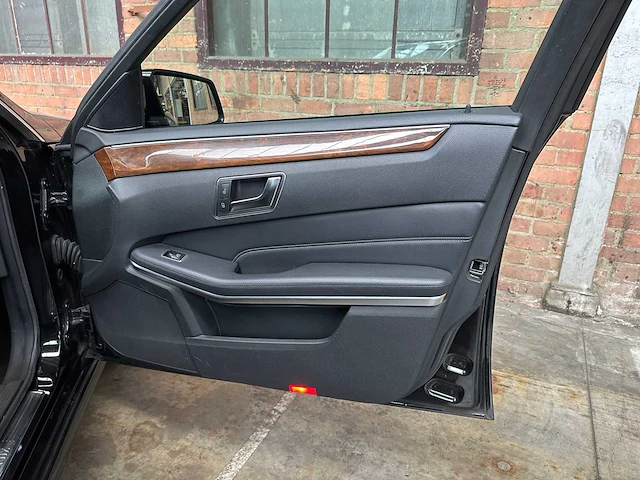 Mercedes-benz e200 bluetec ambition avantgarde 136pk 2015 e-klasse, kj-641-x - afbeelding 31 van  40