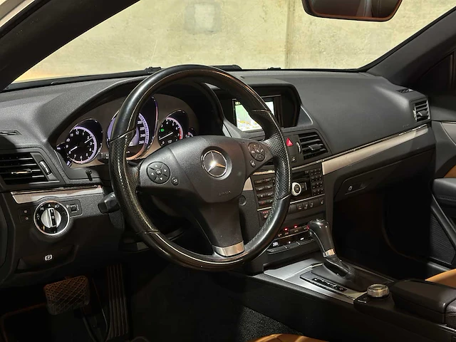 Mercedes-benz e200 cabriolet cgi elegance 184pk 2010 e-klasse, l-490-xx - afbeelding 10 van  39