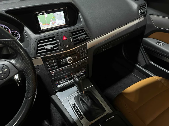 Mercedes-benz e200 cabriolet cgi elegance 184pk 2010 e-klasse, l-490-xx - afbeelding 19 van  39