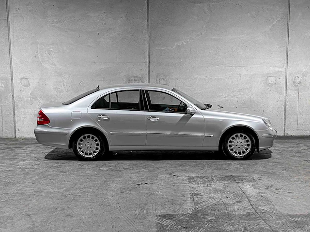 Mercedes-benz e200 cdi classic 122pk 2006 e-klasse, z-601-rt - afbeelding 2 van  41