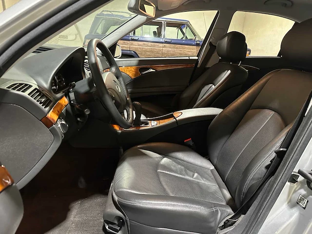 Mercedes-benz e200 cdi classic 122pk 2006 e-klasse, z-601-rt - afbeelding 29 van  41