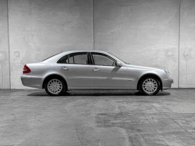 Mercedes-benz e200 cdi classic 122pk 2006 e-klasse, z-601-rt - afbeelding 41 van  41