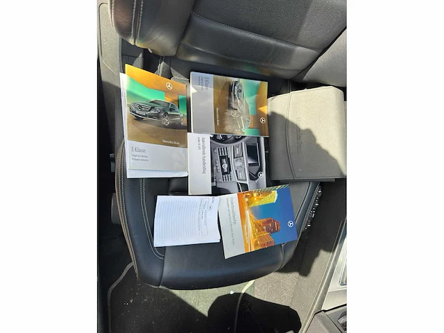 Mercedes-benz e200 coupé cgi elegance automaat; 32-skf-4 - afbeelding 11 van  19