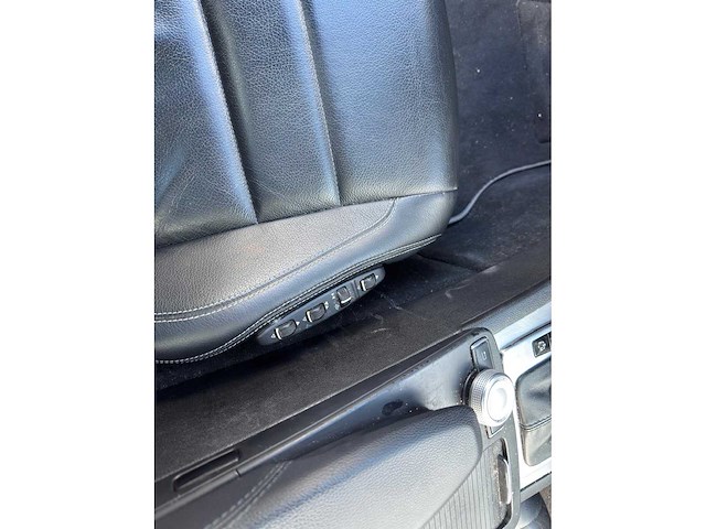 Mercedes-benz e200 coupé cgi elegance automaat; 32-skf-4 - afbeelding 9 van  19