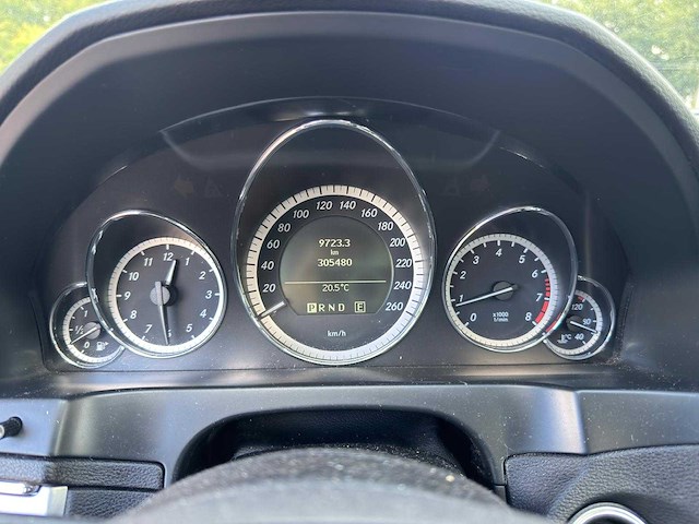 Mercedes-benz e200 coupé cgi elegance automaat; 32-skf-4 - afbeelding 10 van  19