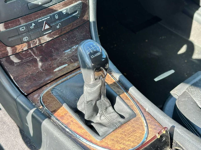 Mercedes-benz e200 k combi. classic automaat, 10-nz-kb - afbeelding 6 van  16