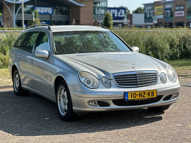 Mercedes-benz e200 k combi. classic automaat, 10-nz-kb - afbeelding 10 van  16