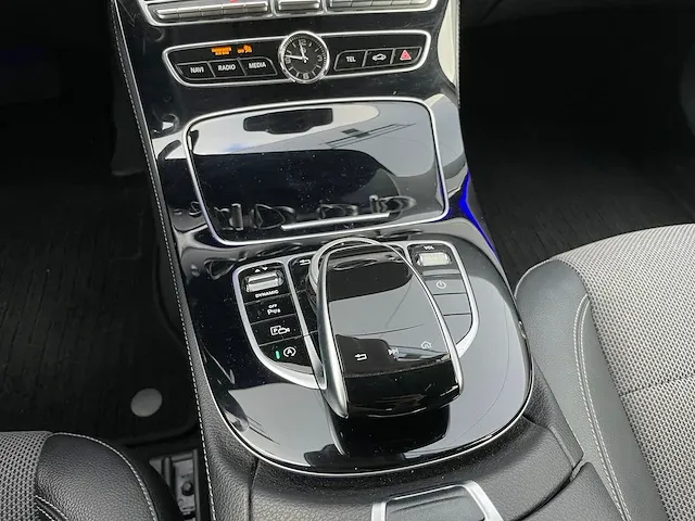 Mercedes-benz e200 premium plus 184pk 2017 e-klasse, r-862-jr - afbeelding 43 van  63