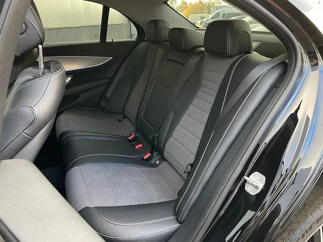 Mercedes-benz e200 premium plus 184pk 2017 e-klasse, r-862-jr - afbeelding 49 van  63