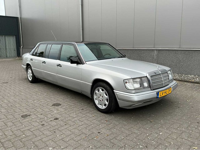 Mercedes-benz e200d limousine - afbeelding 3 van  34
