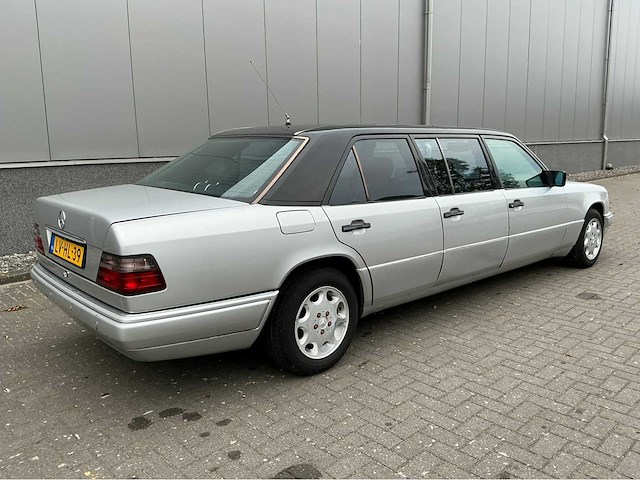 Mercedes-benz e200d limousine - afbeelding 6 van  34