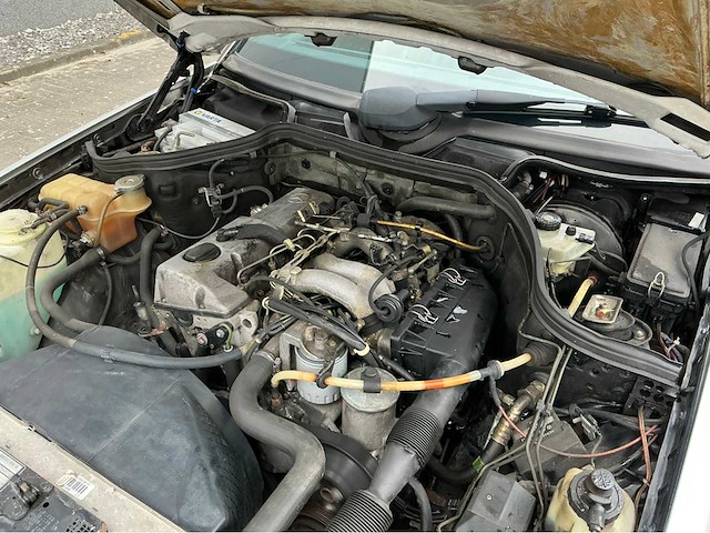 Mercedes-benz e200d limousine - afbeelding 24 van  34