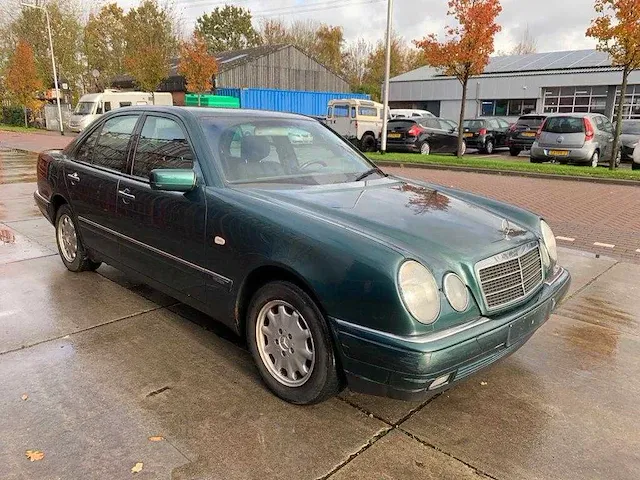 Mercedes-benz e220 cdi, 1999! - afbeelding 1 van  24