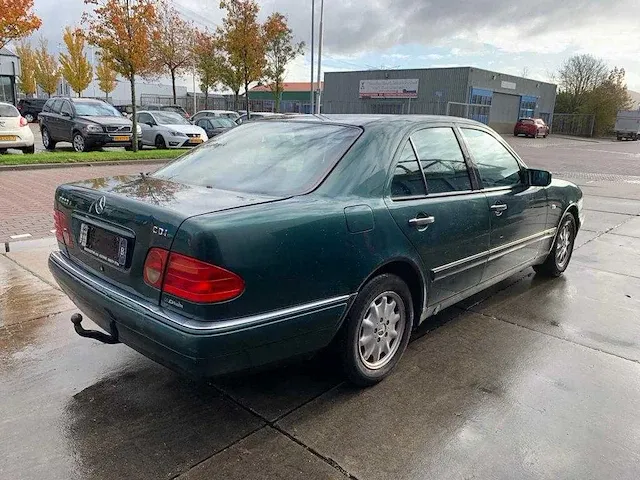 Mercedes-benz e220 cdi, 1999! - afbeelding 18 van  24