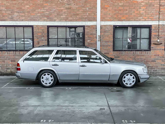 Mercedes-benz e220 s124 e-klasse 2.2 150pk 1994 - afbeelding 2 van  38