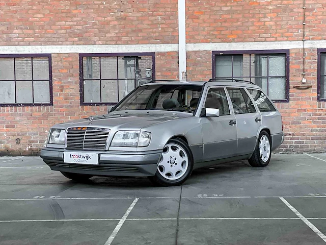 Mercedes-benz e220 s124 e-klasse 2.2 150pk 1994 - afbeelding 1 van  38