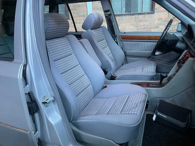 Mercedes-benz e220 s124 e-klasse 2.2 150pk 1994 - afbeelding 29 van  38
