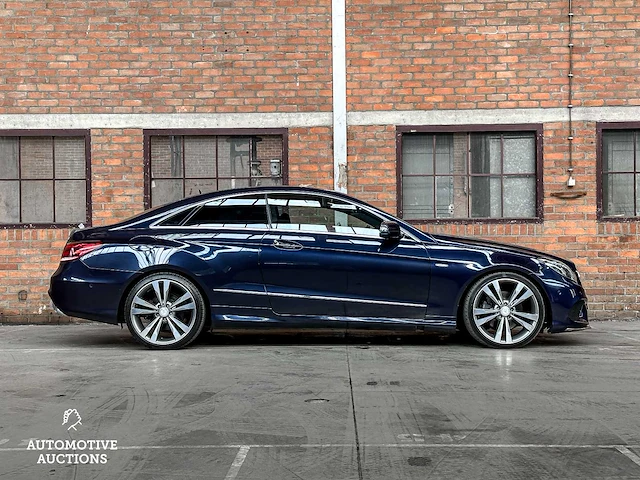 Mercedes-benz e250 amg cgi coupe 204pk 2010 e-klasse - afbeelding 3 van  42