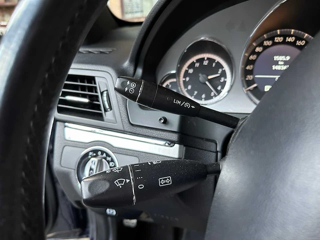 Mercedes-benz e250 amg cgi coupe 204pk 2010 e-klasse - afbeelding 22 van  42