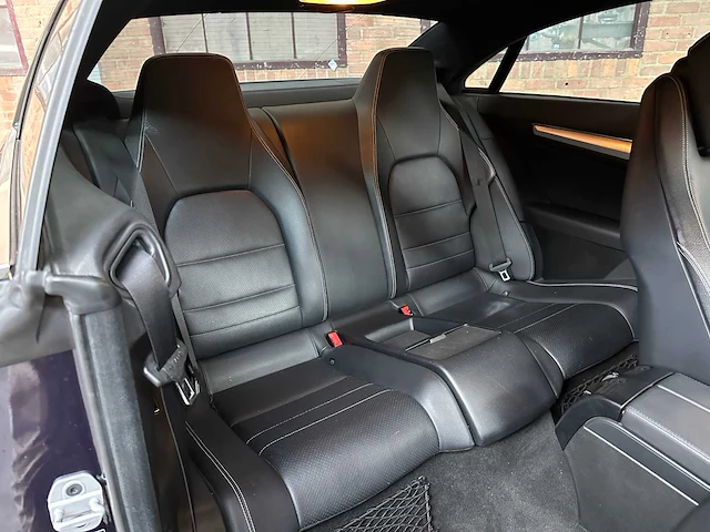 Mercedes-benz e250 amg cgi coupe 204pk 2010 e-klasse - afbeelding 31 van  42