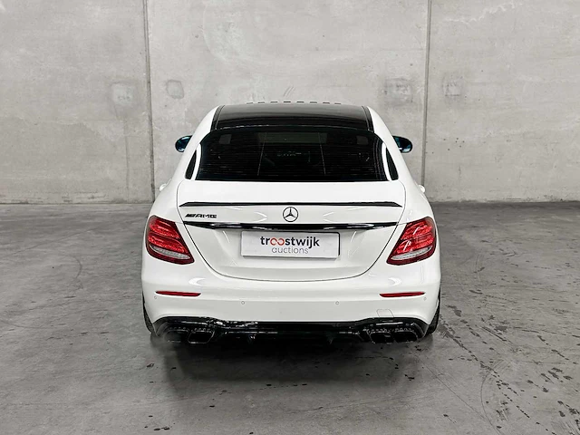 Mercedes-benz e300 amg 245pk 2019 e-klasse, p-728-tx - afbeelding 2 van  71