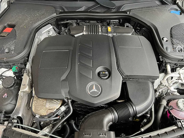 Mercedes-benz e300 de amg line 194pk 2021 plug-in hybrid e-klasse estate, p-967-zg - afbeelding 45 van  51