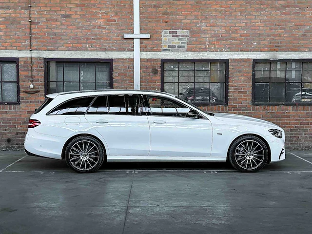 Mercedes-benz e300 de amg line 194pk 2021 plug-in hybrid e-klasse estate, p-967-zg - afbeelding 13 van  51