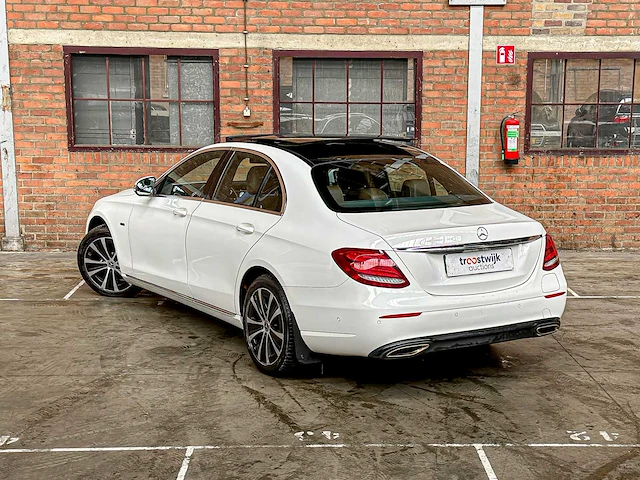 Mercedes-benz e300 e premium plus e-klasse 293pk 2019, g-702-gn - afbeelding 16 van  46