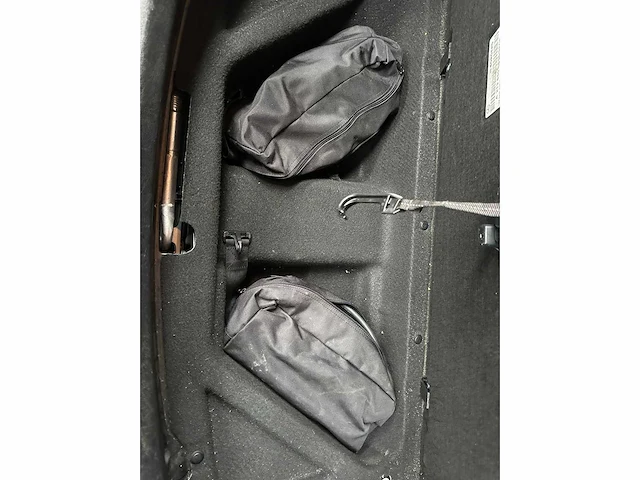 Mercedes-benz e300 e premium plus e-klasse 293pk 2019, g-702-gn - afbeelding 39 van  46